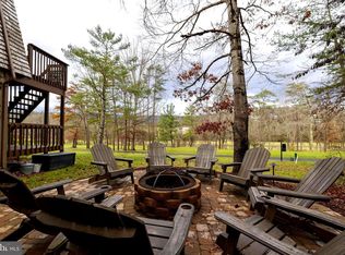 1667 Fairway Dr, Basye, VA 22810