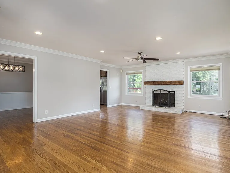 5235 Kincannon Dr — Photo 8