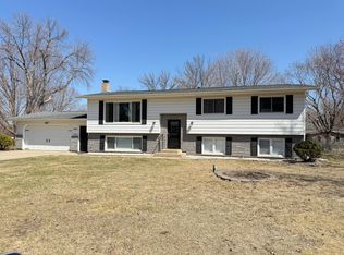 2105 Stade Ln, Fairmont, MN 56031
