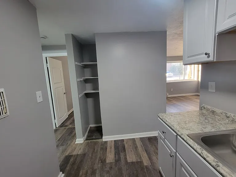 13420 Euclid Ave — Photo 81