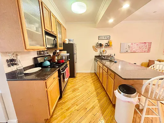 Rented by Compass | media 4