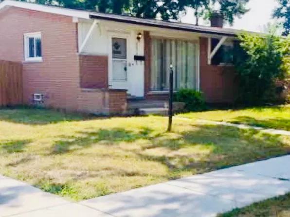4824 Lutz Dr, Warren, MI 48092