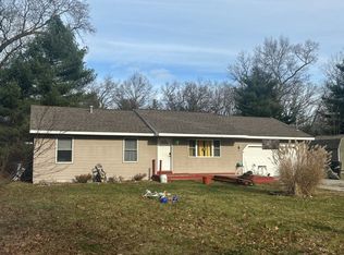 460 W Calumet Rd, Twin Lake, MI 49457