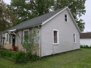 527 Main St, Hillsdale, IL 61257