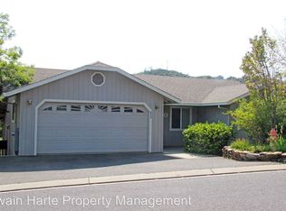 800 Arbona Cir S, Sonora, CA 95370