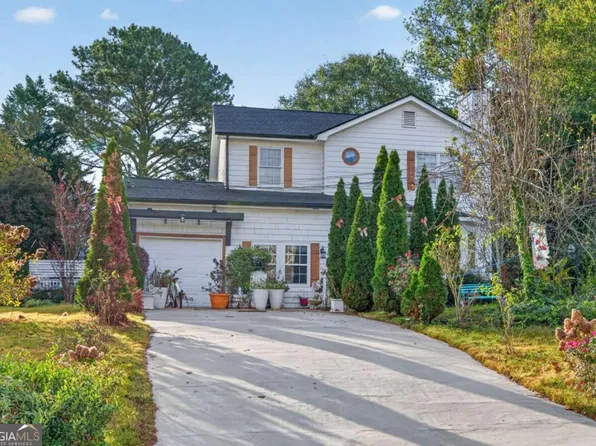 191 Summer Pond Trl, Lawrenceville, GA 30046