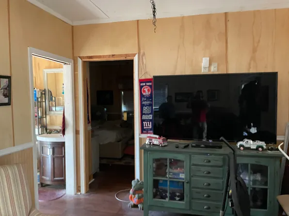 141 E Montgomery St, Milledgeville, GA 31061