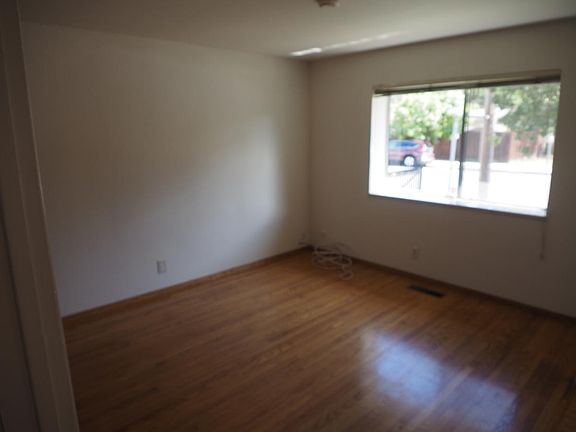 3rd image of 1051 Jones Ct
