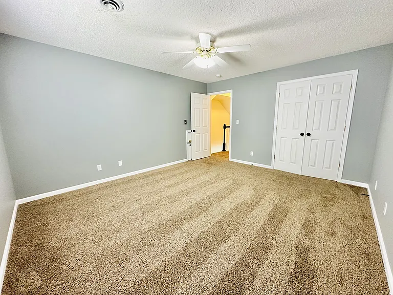 3248 N Senseney Cir — Photo 13