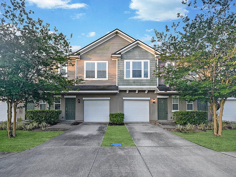 262 Moultrie Village Ln — Photo 4