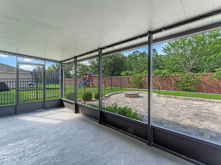 15321 Harrowgate Way — Photo 21