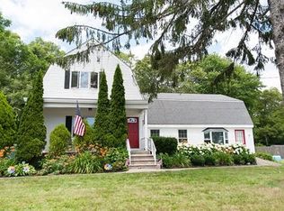 432 Nichols St, Fall River, MA 02720