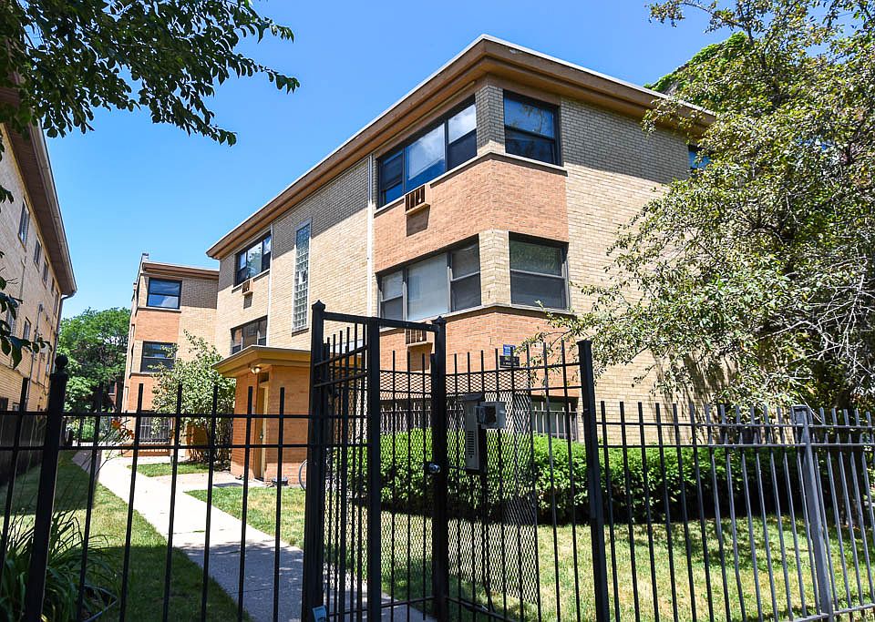 1st image of 7610 N Rogers Ave APT 103