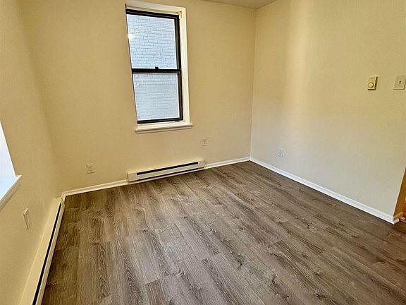 4th image of 2 S Bartram Ave