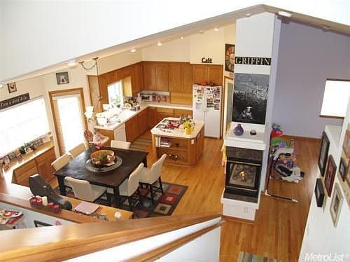 3rd image of 3090 Woodleigh Ln