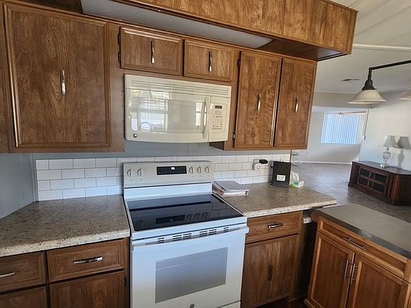 5th image of 3104 E Broadway Rd #315