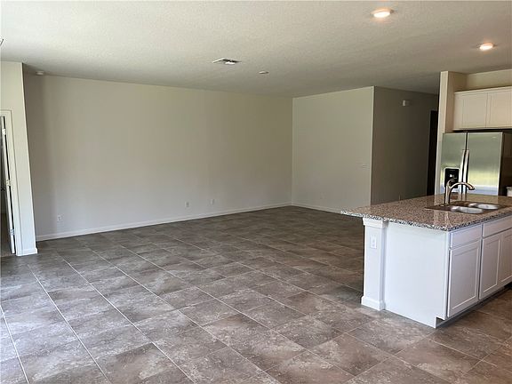 4th image of 2301 Crowned Eagle Cir SW