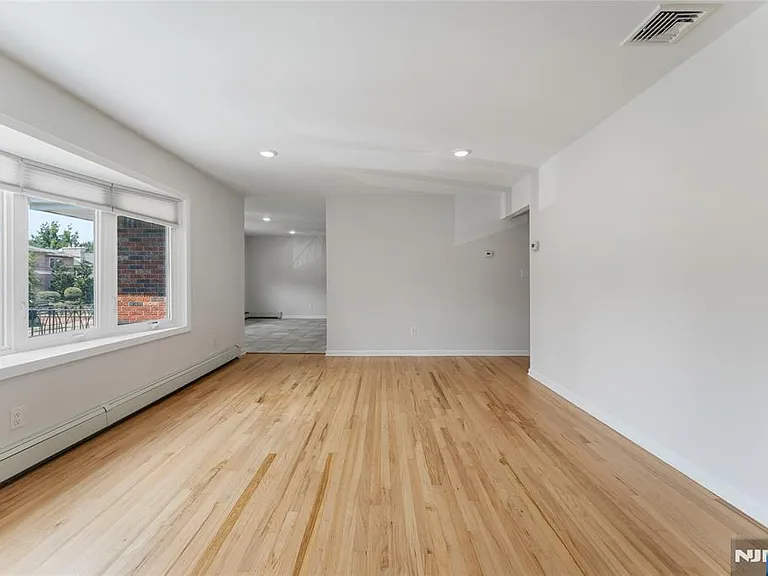 312 Glen Ave #1 — Photo 11