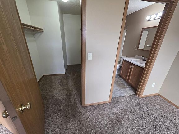 5th image of 4124 W Newcomb Dr #205