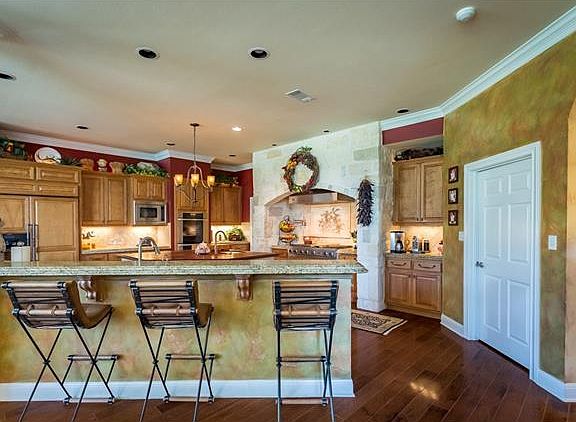5th image of this home