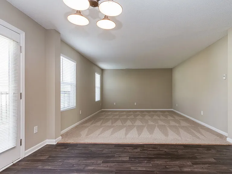 15372 Dry Creek Rd — Photo 3