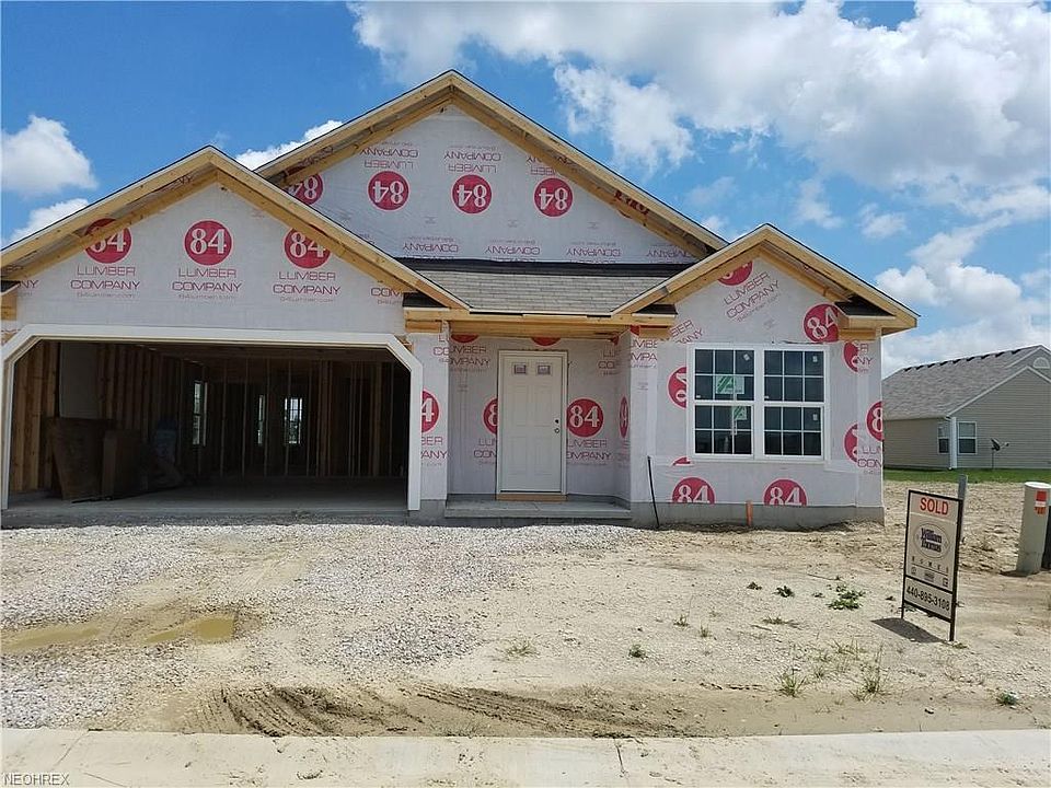 1st image of 104 Breckenridge Oval