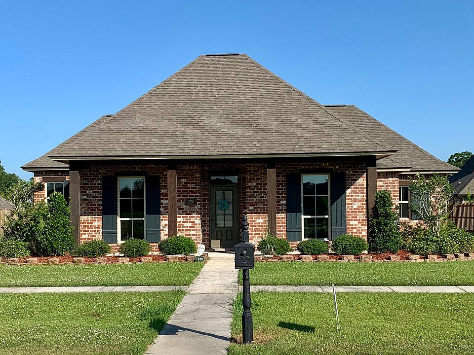 1st image of 220 Crescent Estate Dr