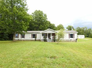 195 Packard Dr, Glenwood, WV 25520