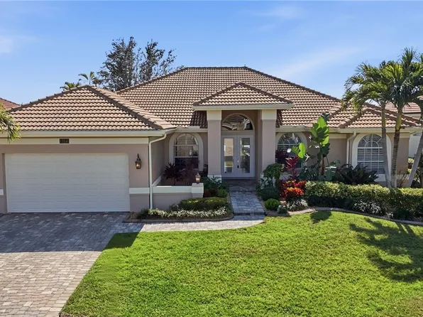 12541 Marina Club Dr, Fort Myers, FL 33919
