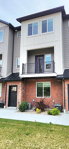 1277 E 1620 S Photo 1
