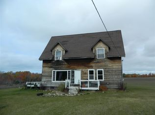 416 Creekside Rd, Levering, MI 49755