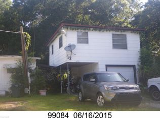 6705 W Richard Dr, Weeki Wachee, FL 34607