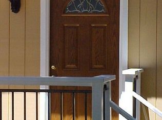 30721 Live Oak Dr, Running Springs, CA 92382