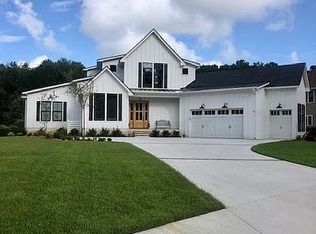 49 Farnsleigh Ave, Bluffton, SC 29910