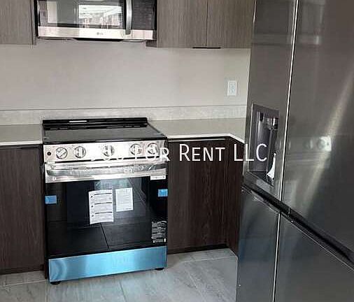5th image of 3604 Paola St APT 3