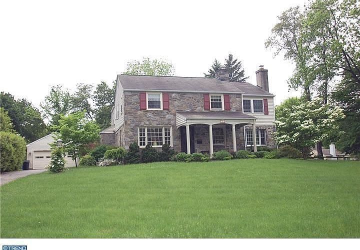 For Sale: 127 Browning Ln, Bryn Mawr, PA 19010