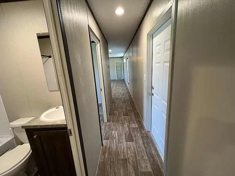 515 Tom Mann Rd — Photo 20