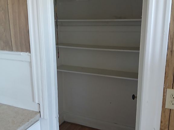 5th image of 632 High St #3