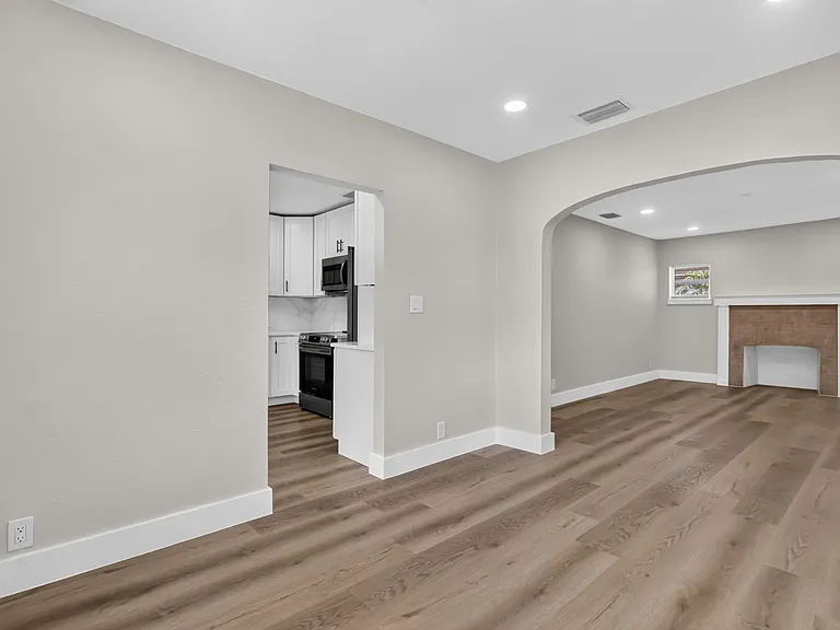 516 Independence Rd #1 — Photo 12