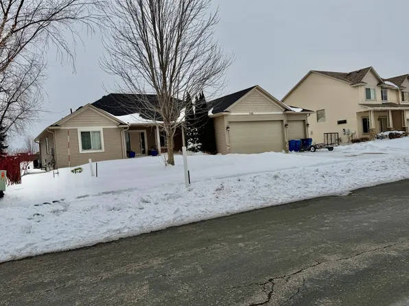 7166 205th St W, Lakeville, MN 55044