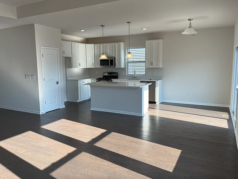 3494 Park Creek Ln — Photo 6