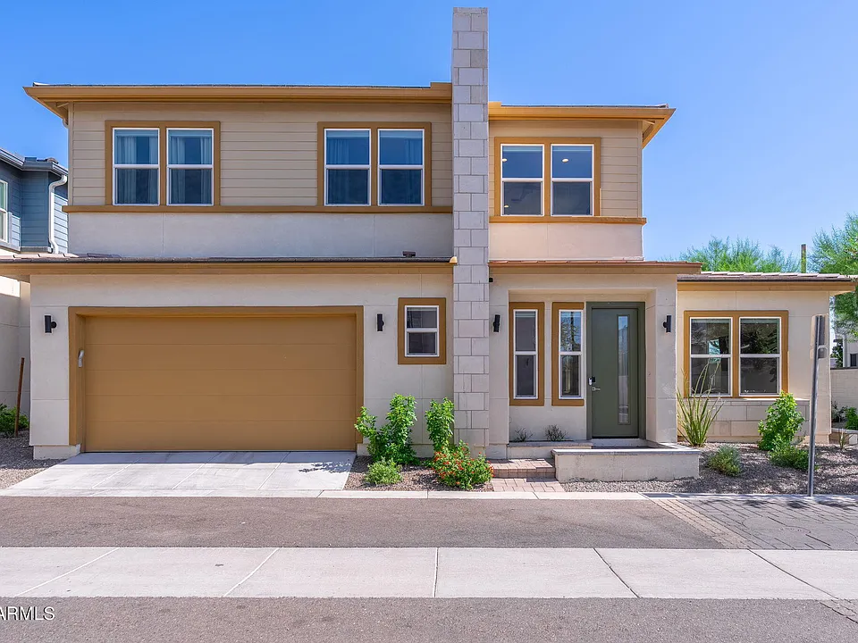 1555 E Ocotillo Rd #9