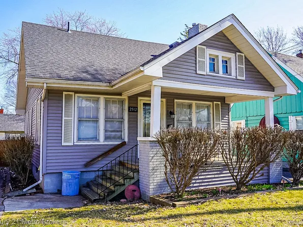 2512 Bay St, Saginaw, MI 48602