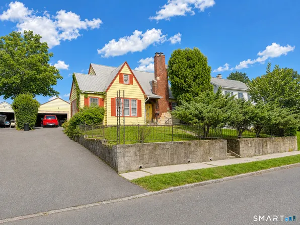 91 Garfield Avenue, Danbury, CT 06810