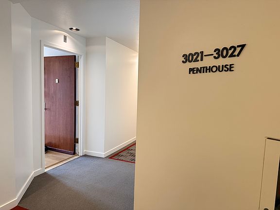 3021