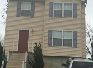319 Zeppelin Ave, Baltimore, MD 21225