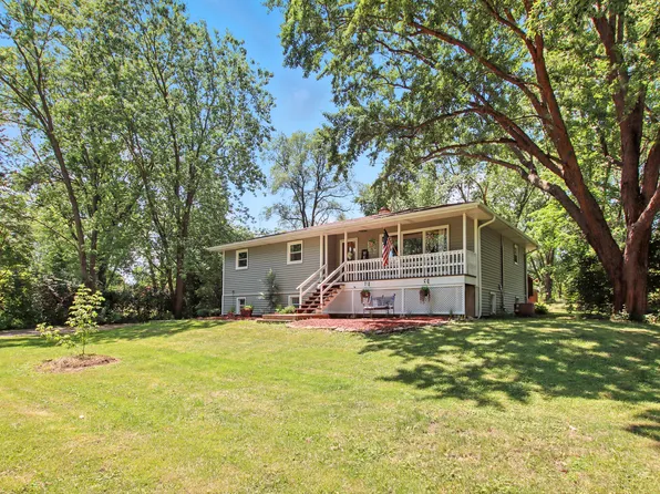 40474 N Glendale Ave, Beach Park, IL 60099