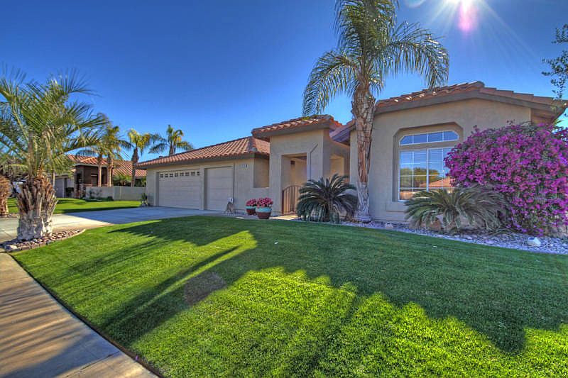 2nd image of 79175 Camino Rosada