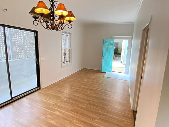2nd image of 971 Piedmont Ave NE #2
