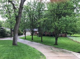 16576 Chandler Blvd, Mishawaka, IN 46544